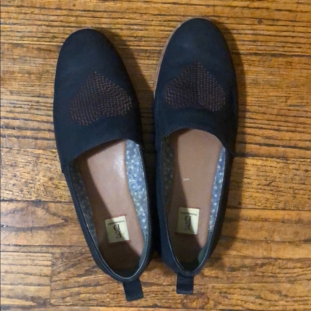 Ellen degeneres navy blue flats